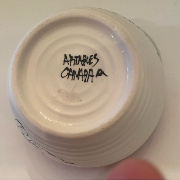 Artables Canada moose pottery bowl. Collectable great for nuts or candy - Picture 5 of 5